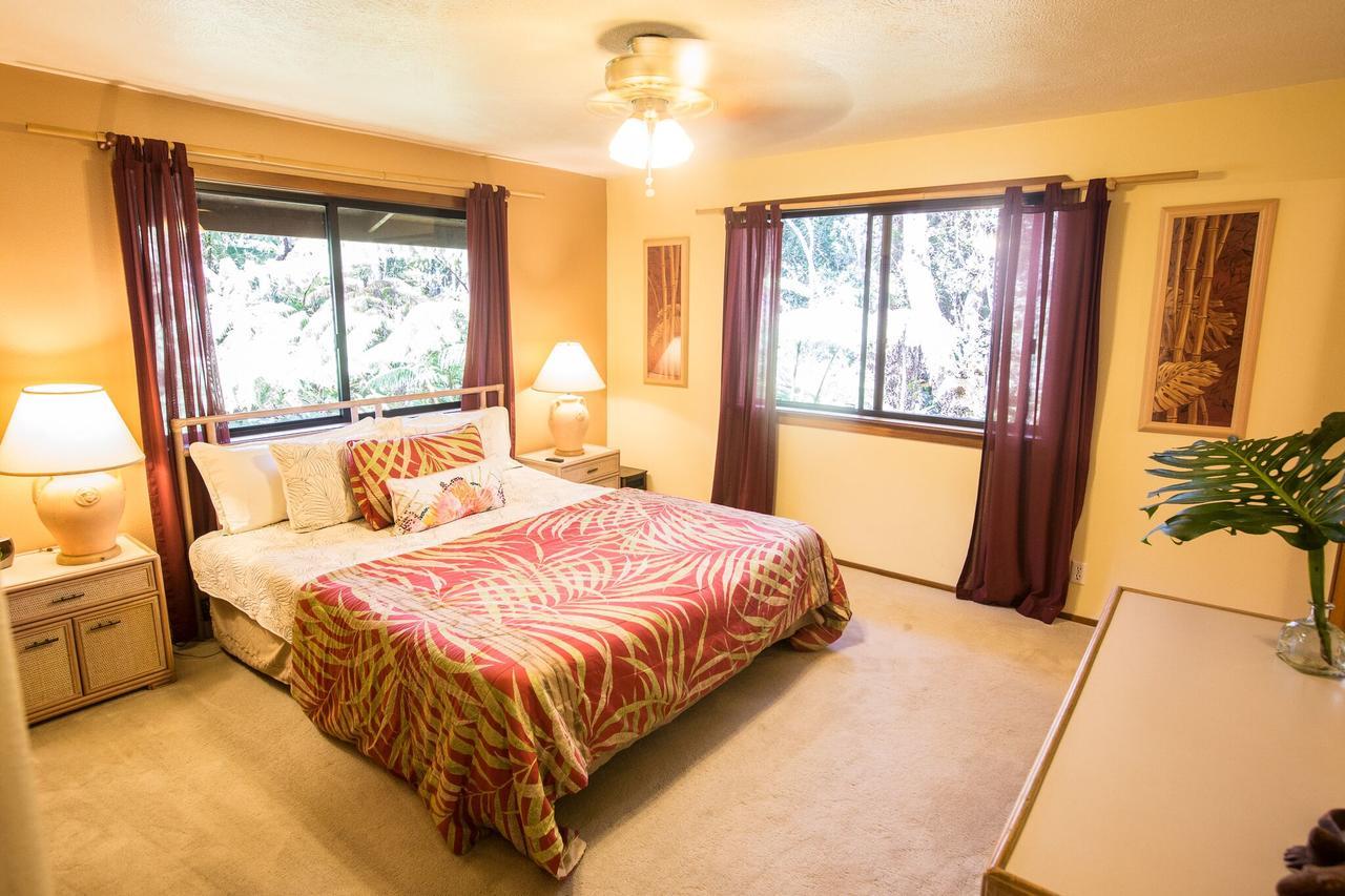 Hale Mauna Loa Upper Level With Shared Hot Tub Volcano Bagian luar foto